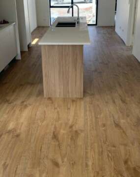 Creo - Louisiana Oak Natural CRH3176