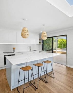 Impressive - Classic Oak Natural IM1848