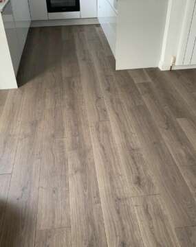 Capture - Brushed Oak Brown SIG4766