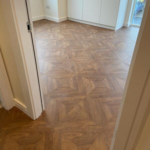 Impressive Patterns - Chevron Oak Brown IPA4162