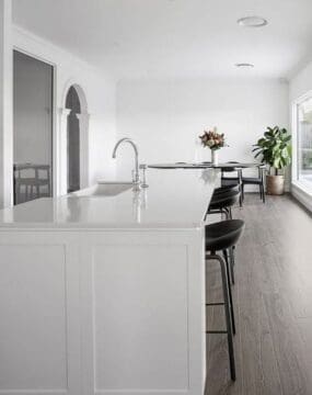 Impressive Ultra - Classic Oak Brown IMU1849