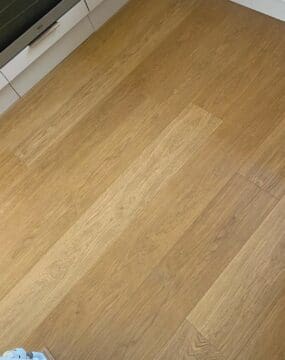 Largo - Natural Varnished Oak LPU1284