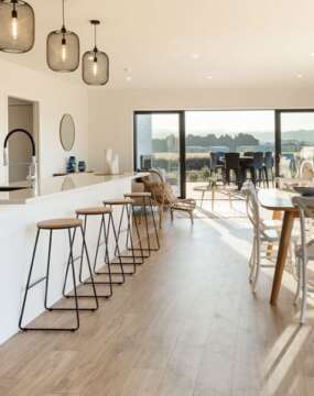 Classic - Midnight Oak Natural CLM1487