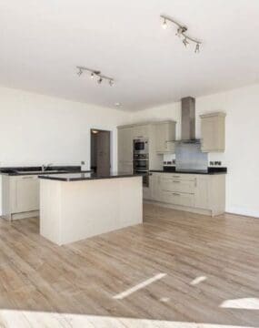 Marine - Pacific Oak D3280