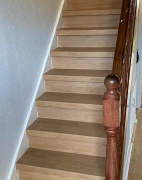 Maestro Stairs - Texas Oak