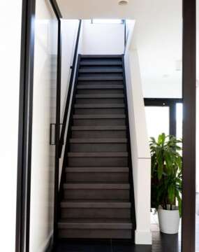 Maestro Stairs - Dark Grey Concrete