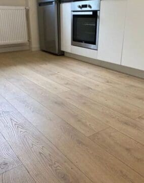 Classic - Sandy Oak CLM5801