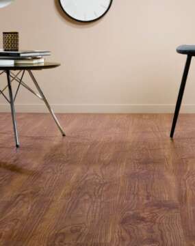 Empire Laminate - Glasgow Walnut H900
