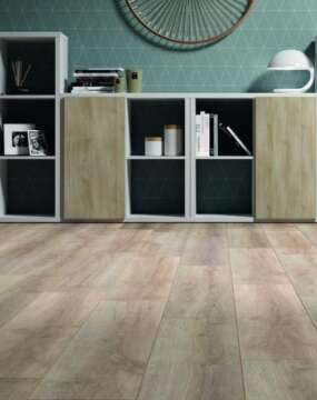 Empire Laminate - Nottingham Oak H903