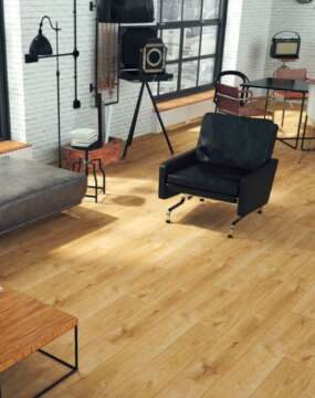 Testa - Ruben Oak D4582