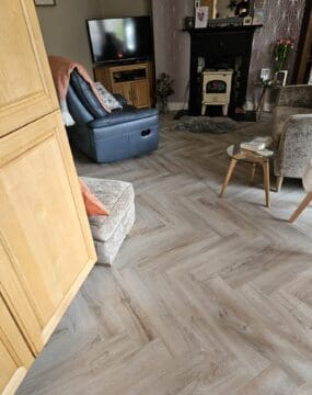 Elka Herringbone - Kentucky Beige Oak VFHBU40380