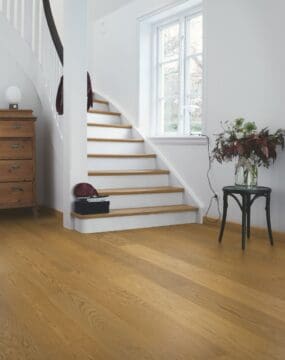 Lofoten - Brown Cabin Oak W1216-03888-3