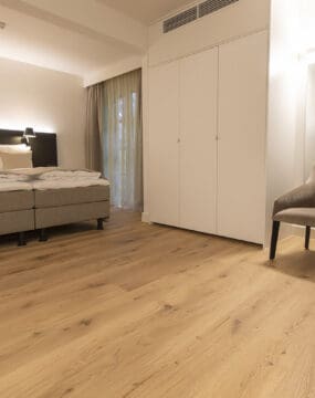 Lofoten - Natural Oak W1216-03201-3